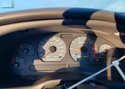 2004 Ford Mustang from USA, damaged, VIN 1FAFP40464F105568